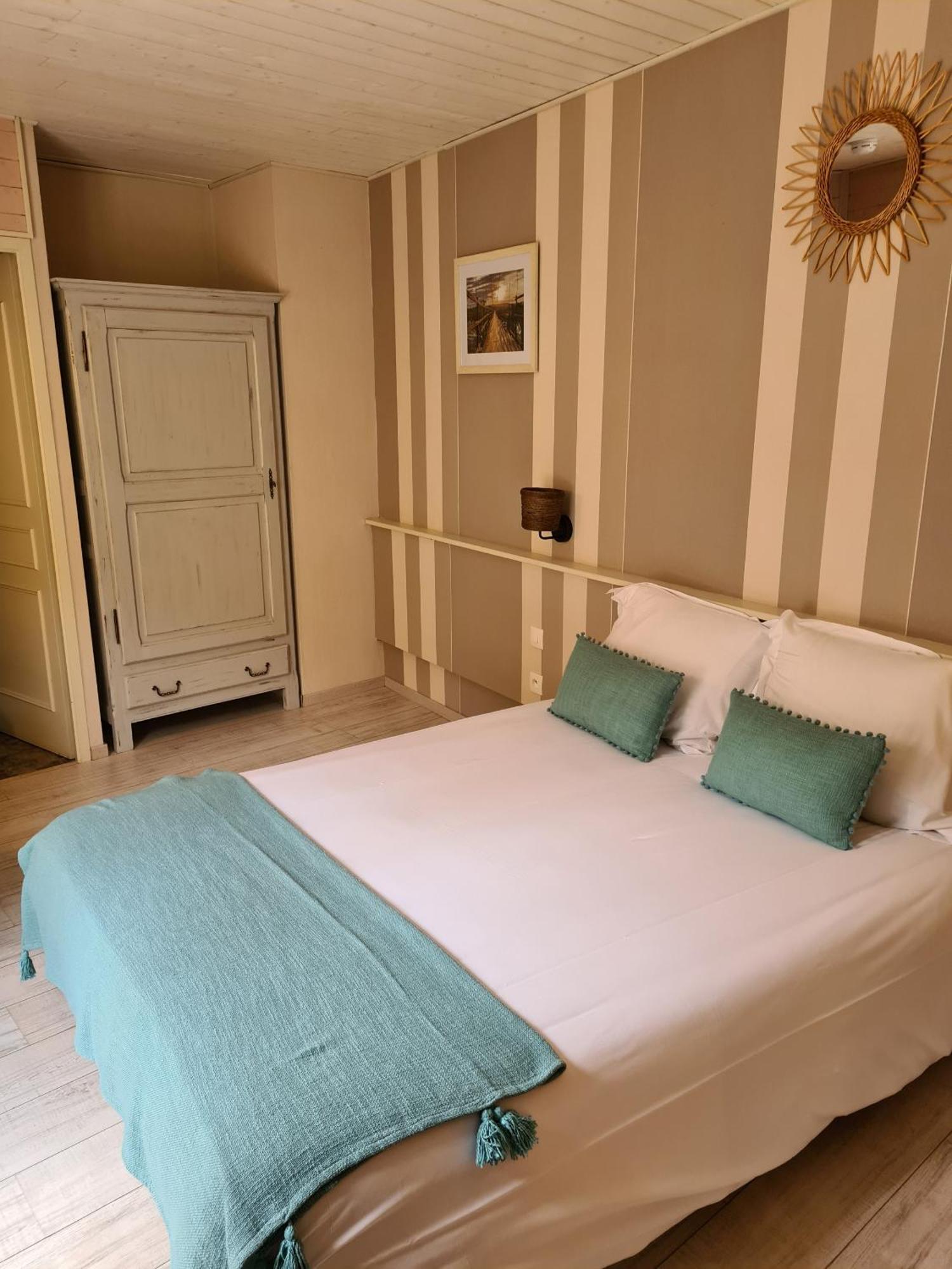 Le Royal Hotel Saint-Pol-sur-Ternoise Eksteriør billede
